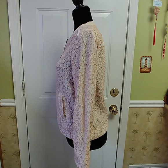 LC Lace Jacket - Picture 2 of 5
